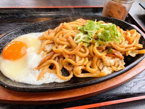 焼きうどんの写真